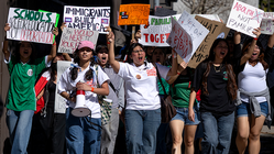 Anti-ICE walkout exposes how school district 'failed' parents, risked student safety: 'Broken my trust' Architects Australia