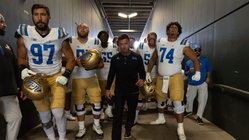 'Burn the boats': UCLA coach's fiery pregame speech before Oregon game was pure Hollywood Architects Australia