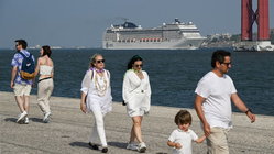 Cruise tipping charges are 'out of control,' say passengers as companies tout 'exceptional service' Architects Australia