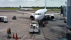Military veteran's painful walk across airport tarmac sparks strangers to raise over $135K Architects Australia